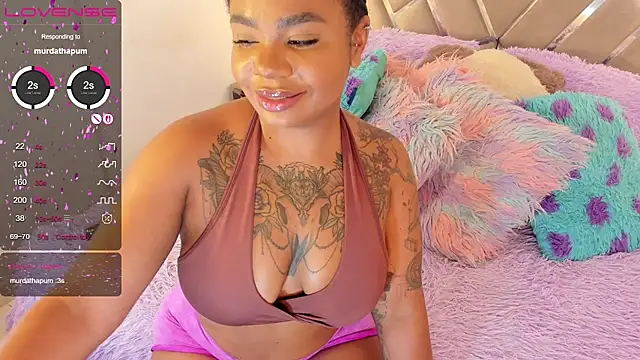 tarawilsonn online show from October 11, 1:36 pm