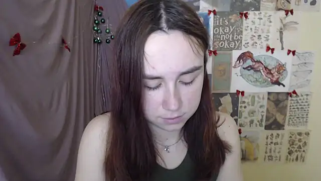 VeryVeryVeryShy  online show from December 19, 11:13 am