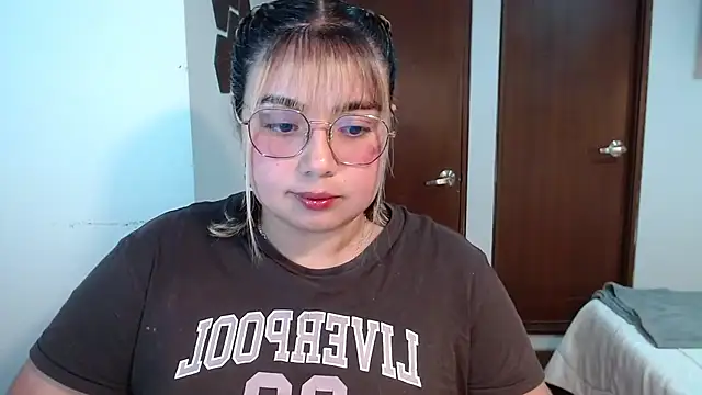 yini angel online show from July 15, 1:54 am