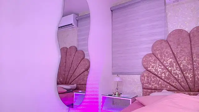 leon gaby online show from April 18, 7:18 pm