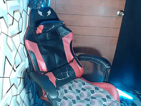 sexysassymirax online show from October 14, 1:25 pm