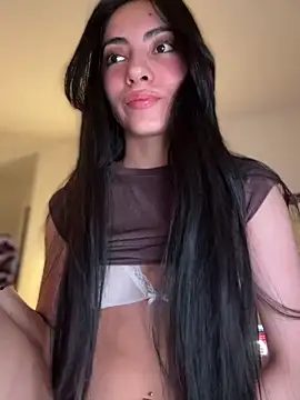 martiiaciar online show from December 16, 1:55 am