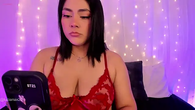 lucy26  online show from October 15, 2:47 am