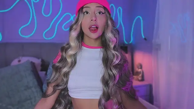 Sofly s online show from November 18, 12:28 pm