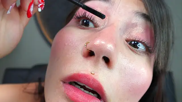 miss sharlotte18 online show from September 24, 6:18 pm