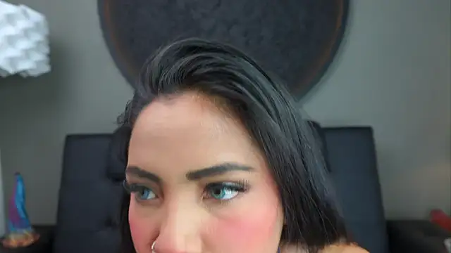 miss vaiolette online show from September 22, 11:08 am