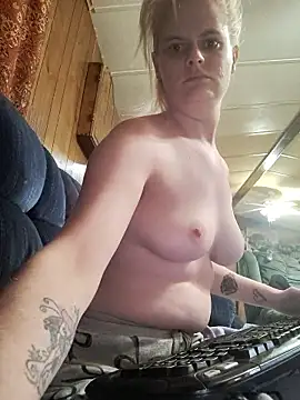 BadAssBitchMakayla online show from January 9, 8:08 am