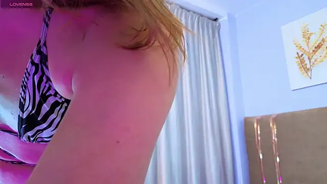 SALOME F0X  online show from September 24, 3:05 am