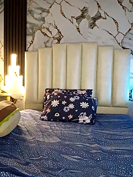 mollieblue69 online show from March 27, 1:23 pm