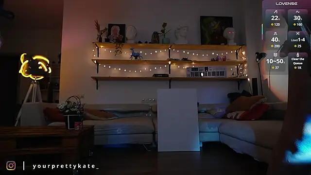 yourprettykate online show from November 11, 6:27 pm