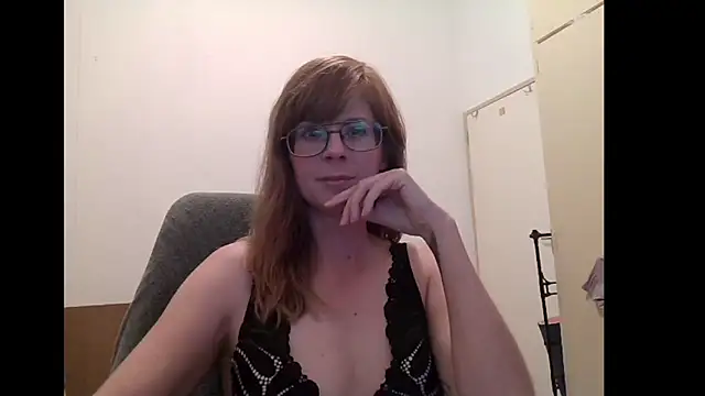 SavannaGirly online show from May 29, 5:11 pm