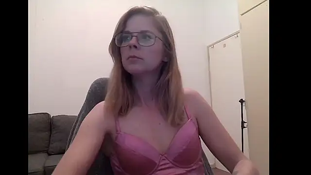 Snapshot of SavannaGirly chatting on September 29, 2:44 pm SavannaGirly online show from September 29, 2:44 pm