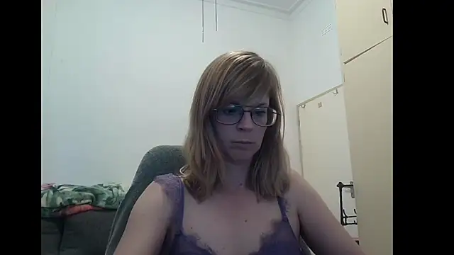 SavannaGirly online show from November 27, 10:18 am