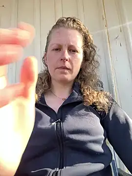 Girlnina-1995 online show from March 6, 11:05 am