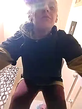 eatmeplease44 online show from September 8, 5:56 pm