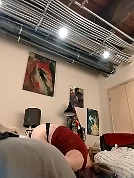 eatmeplease44 online show from September 21, 8:24 am