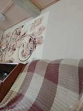 IrmaRose online show from July 29, 6:57 am