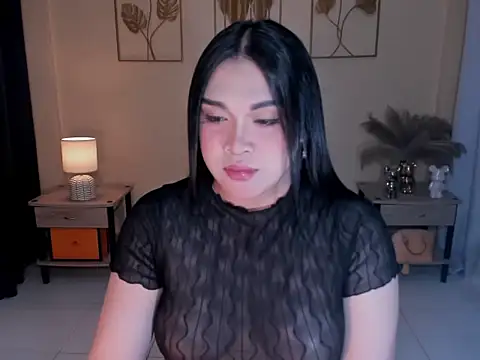 MaxeneCullens online show from April 22, 3:25 am