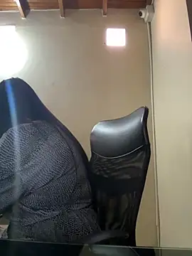 kendall 52 online show from September 10, 8:09 pm