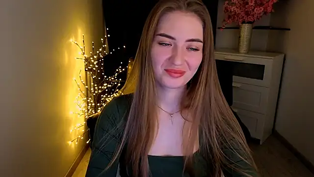 Adelyna Bird online show from March 13, 7:42 am