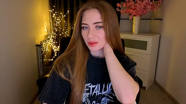 Adelyna Bird online show from February 13, 8:05 am