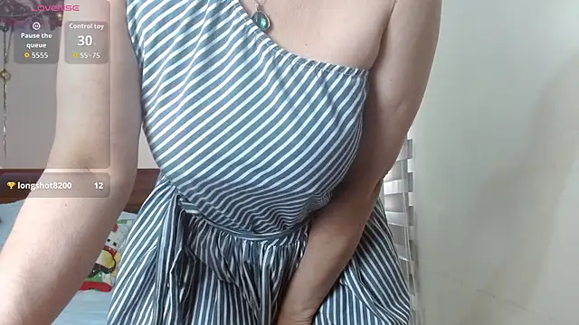 ISABEEL SOFIA01 online show from December 19, 12:30 pm