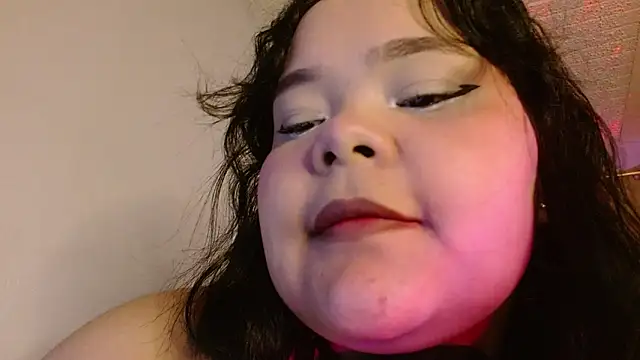 sexychubby    online show from April 30, 9:08 pm