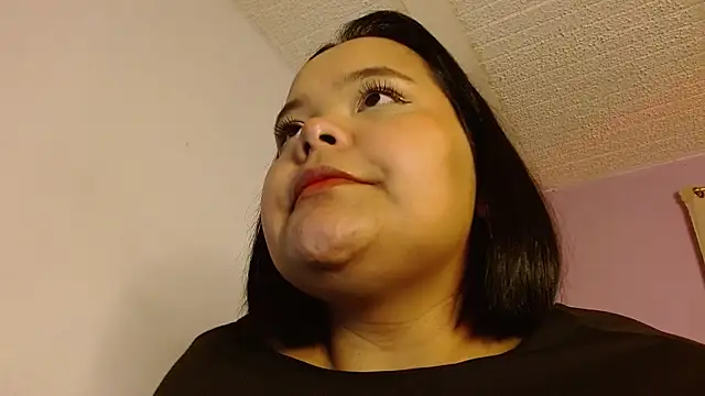 sexychubby    online show from June 14, 2:24 am