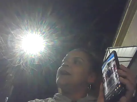 Snapshot of BayleyBanks chatting on September 16, 4:09 am BayleyBanks online show from September 16, 4:09 am