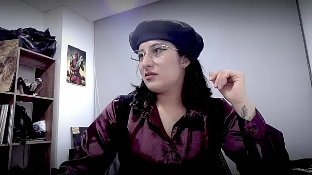 Scarlett Sen online show from April 7, 4:09 pm