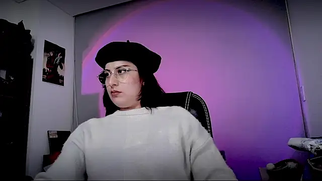 Scarlett Sen online show from March 31, 3:01 pm