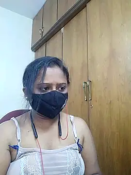 sexynayan23 online show from May 14, 1:06 pm