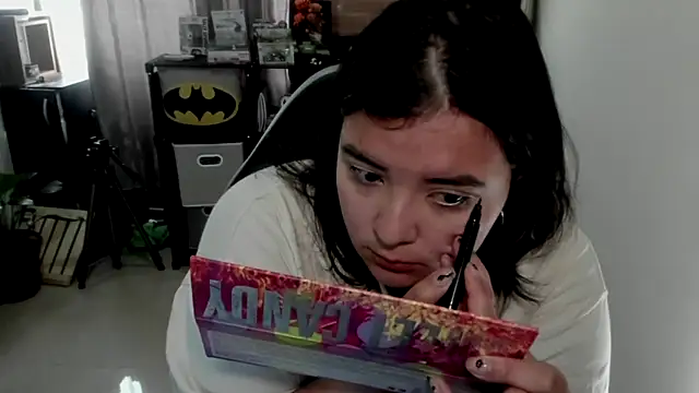 aika-dreams online show from February 18, 1:21 pm