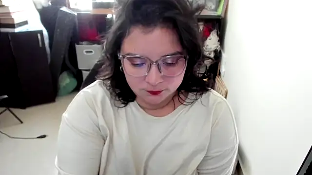Snapshot of aika-dreams chatting on October 11, 1:47 pm aika-dreams online show from October 11, 1:47 pm