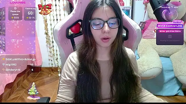 Maggie Fox3 online show from December 19, 2:48 am