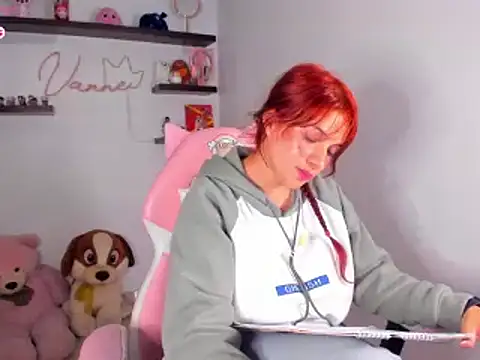 Vannessa  Shy online show from April 13, 11:49 pm