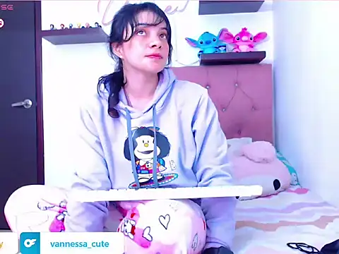 Vannessa  Shy online show from October 23, 1:22 am