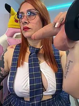 Luna Paris  online show from October 25, 10:38 pm