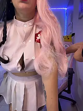 Luna Paris  online show from March 17, 2:32 pm