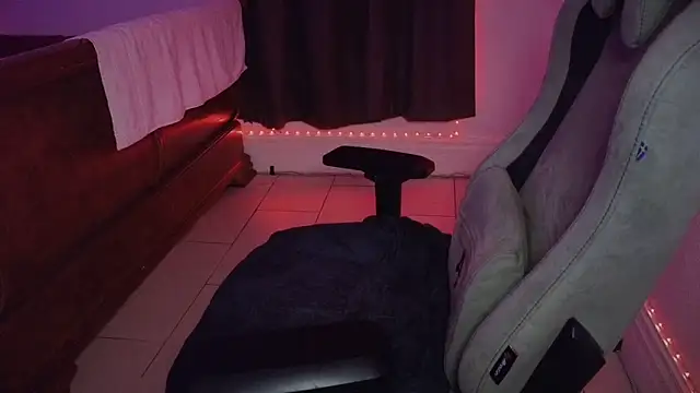 drizzypeach602 online show from October 20, 6:05 am