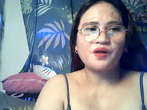 Amazing Angel22 online show from April 11, 8:34 pm