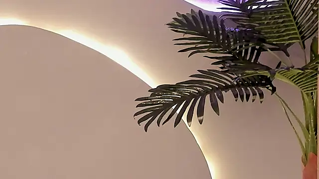 Emma Morgann online show from November 20, 1:34 pm