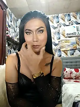 ClassyKendall online show from November 15, 8:10 pm