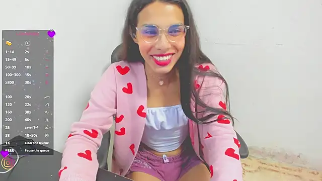 Kim Wexler online show from December 1, 3:21 am