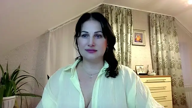 Snapshot of _sarairiti chatting on October 12, 11:56 am  sarairiti online show from October 12, 11:56 am