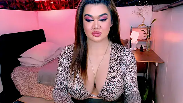 asiankatyhuge online show from April 7, 4:58 am