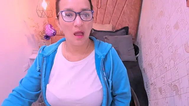 MarilynMiilf  online show from October 23, 7:53 pm