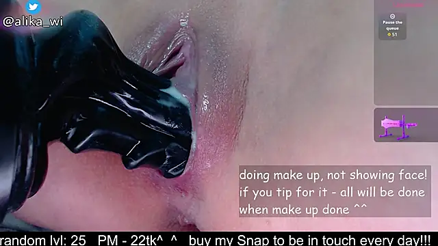 kitty alika online show from November 23, 2:03 am