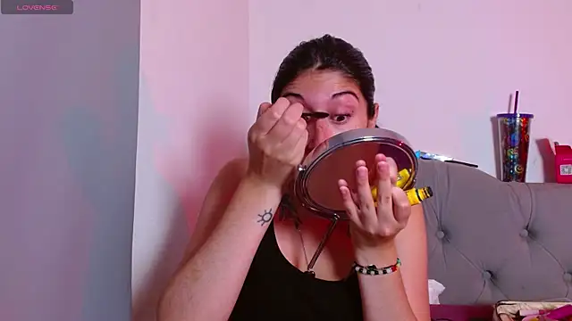 Red-moon1 online show from November 28, 4:59 am