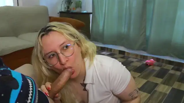 andycherry secrets  online show from April 18, 2:41 pm